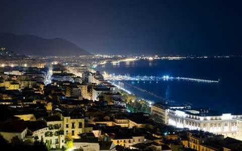 In Via Roma Bed and Breakfast Salerno Buitenkant foto